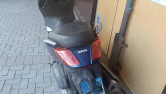 Yamaha X-Max 250 (2007 - 09) usata