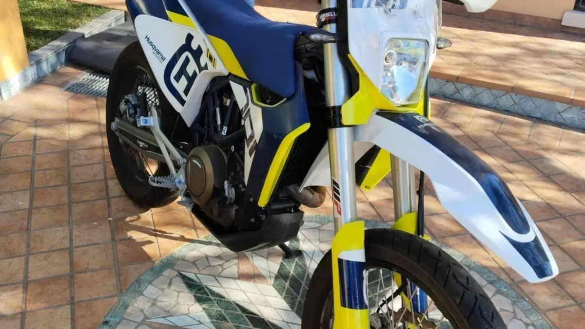 Husqvarna 701 Enduro (2022) 