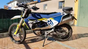 Husqvarna 701 Enduro (2022)  (3)