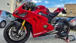 Ducati Panigale V4 S 1100 (2021)  (8)