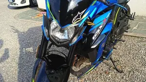 Suzuki GSX S 750 Yugen (2018 - 20)  (4)