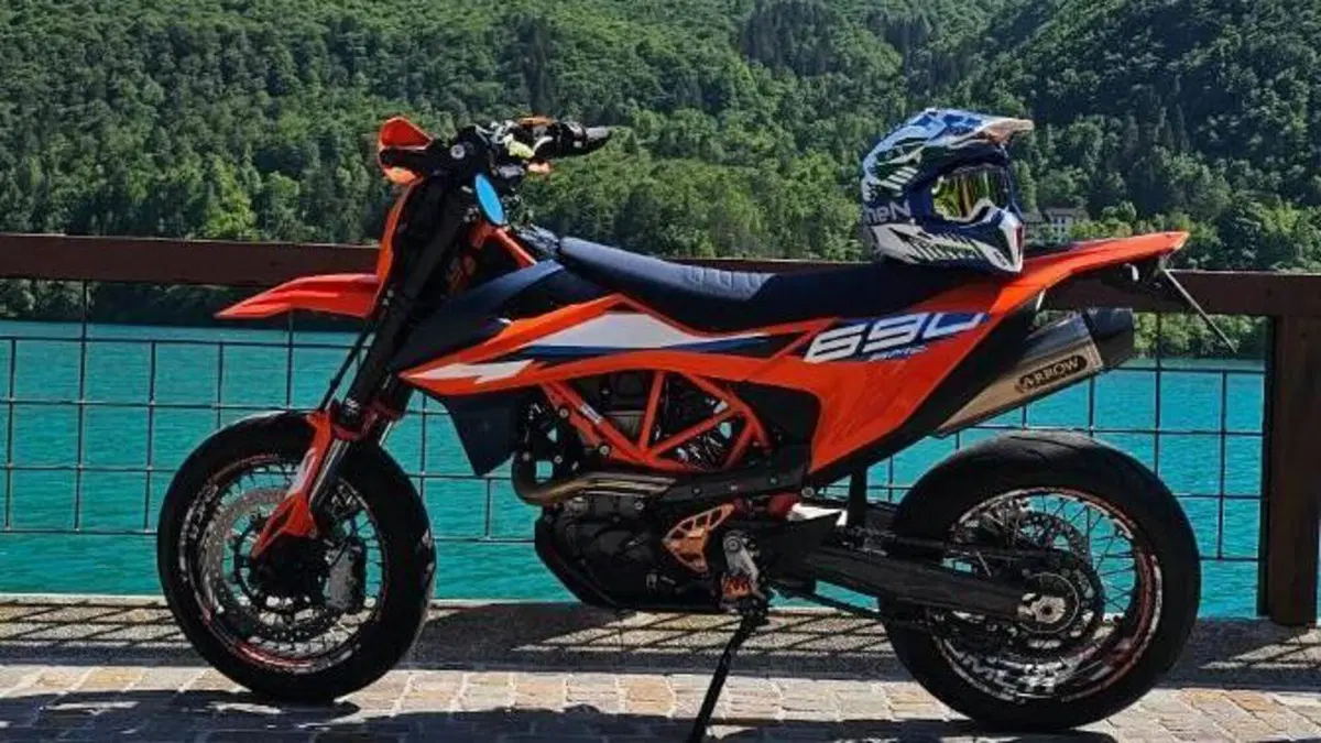 KTM 690 SMC R (2023 - 25) 