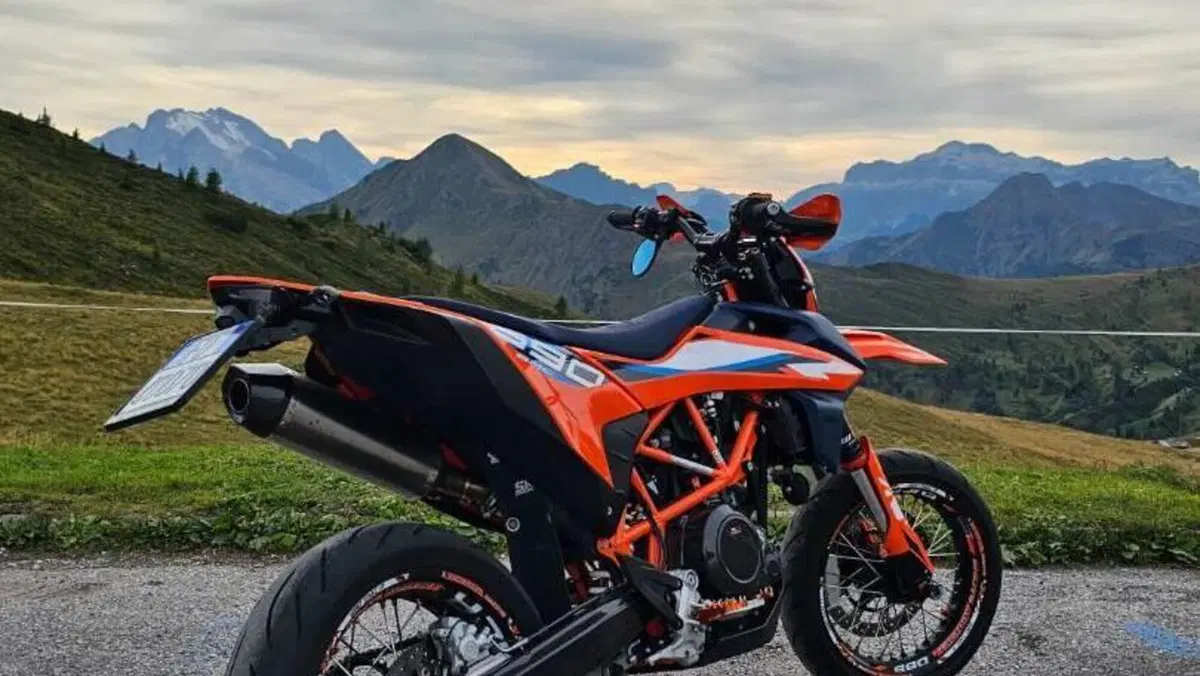 KTM 690 SMC R (2023 - 25)  (4)