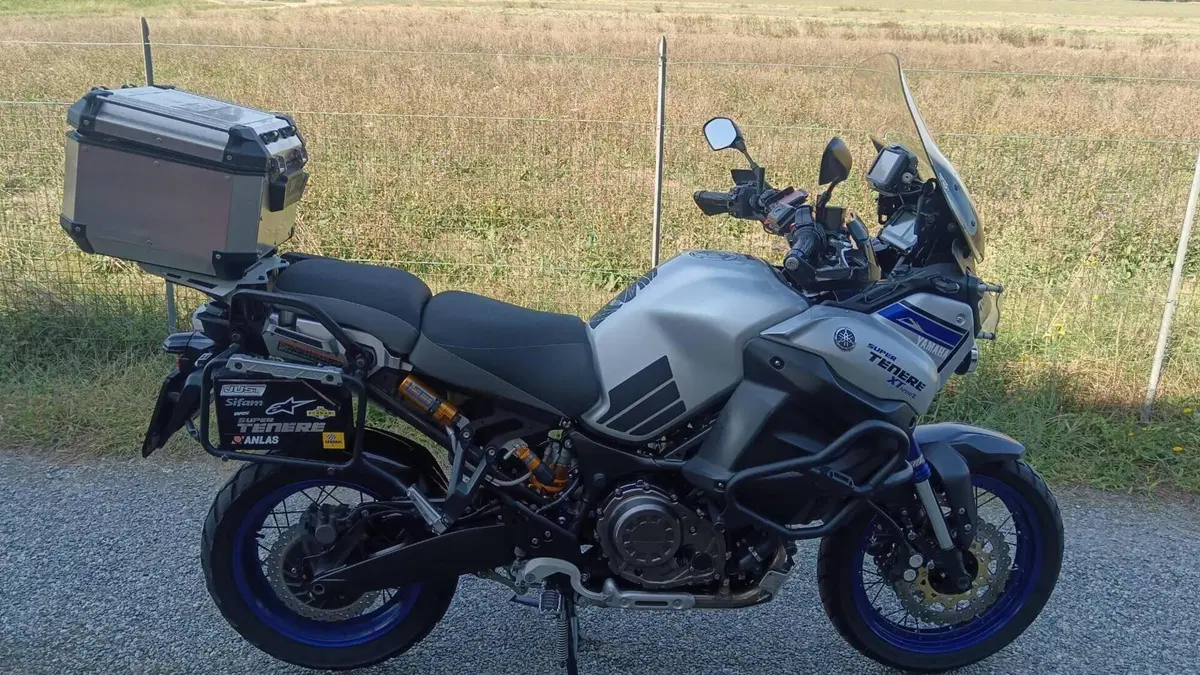 Yamaha XT1200ZE Super Ténéré (2015 - 16)  (2)