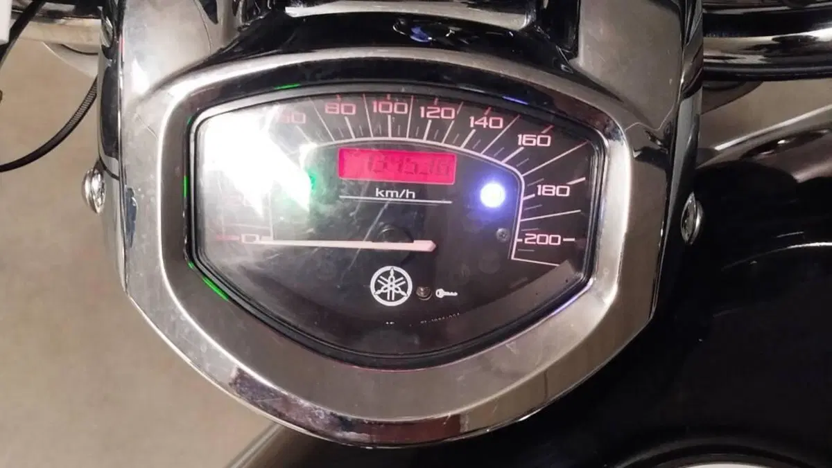 Yamaha XVS 1300 Midnight Star (2006 - 16) 