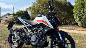 KTM 390 Duke (2021 - 23) 