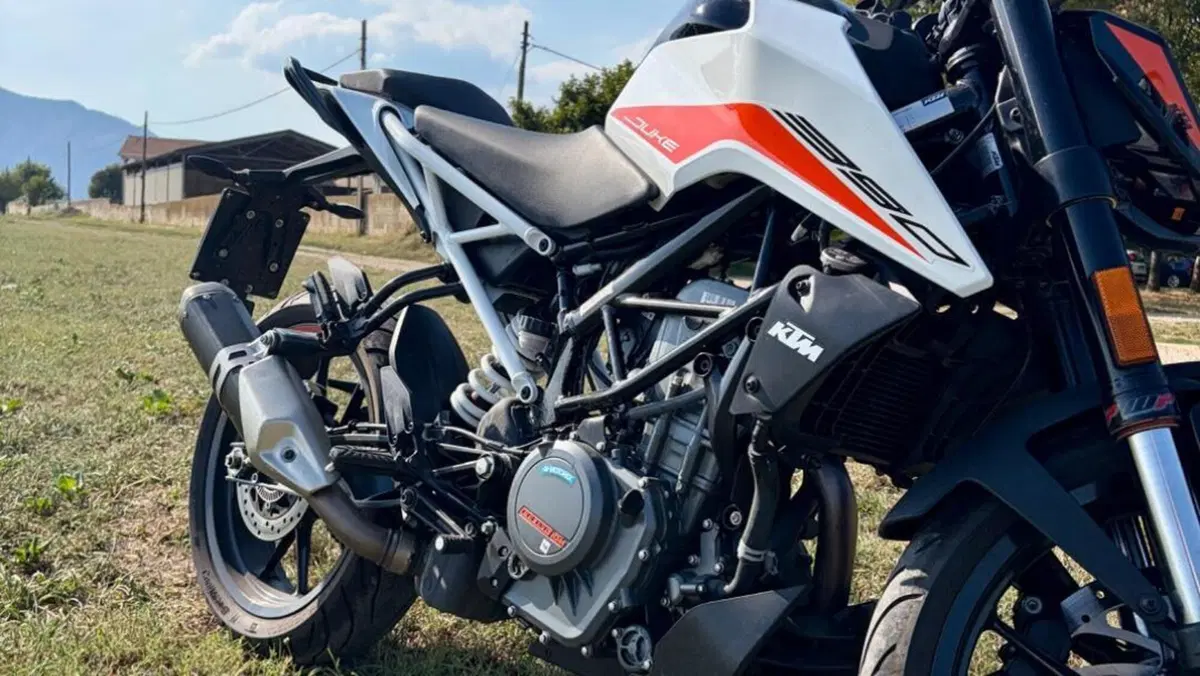 KTM 390 Duke (2021 - 23)  (4)