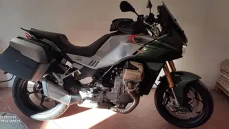 Moto Guzzi V100 Mandello S (2022 - 24)
