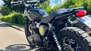 Triumph Street Scrambler 900 (2017 - 18)  (3)