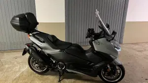 Yamaha T-Max 560 Tech Max (2025 - 26) 