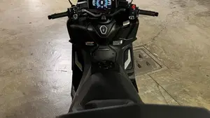 Yamaha T-Max 560 Tech Max (2025 - 26)  (5)