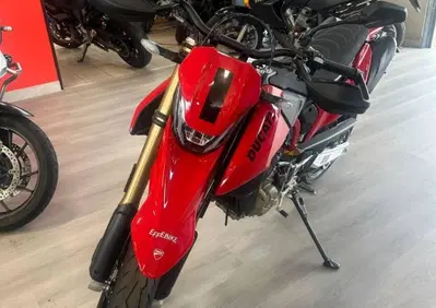 Ducati Hypermotard 698 Mono (2024 - 26) - Annuncio 10122012