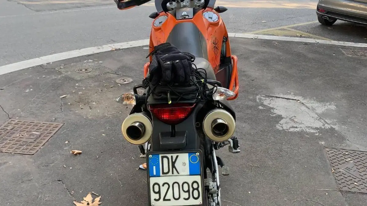 KTM 990 Adventure (2006 - 08)  (5)