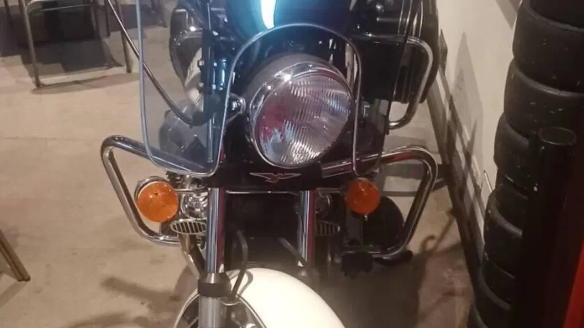 Moto Guzzi   (4)