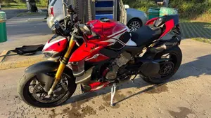 Ducati Streetfighter V4 (2023 - 24)  (2)