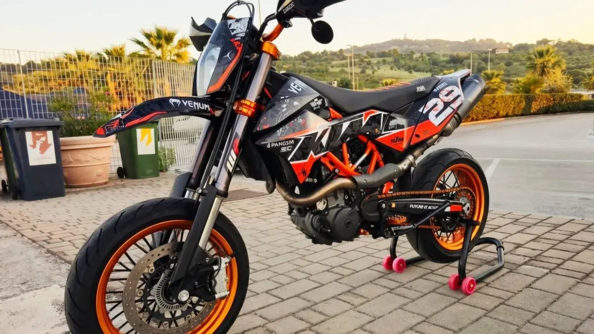 KTM 690 SMC R (2019 - 20)  (6)