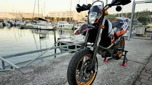 KTM 690 SMC R (2019 - 20)  (9)