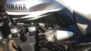 Yamaha XJR 1300 (2002 - 06)  (3)