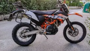 KTM 690 Enduro R (2012 - 17)  (6)