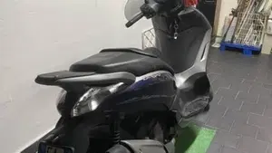 Piaggio Beverly 350 SportTouring ie (2011 - 15) 
