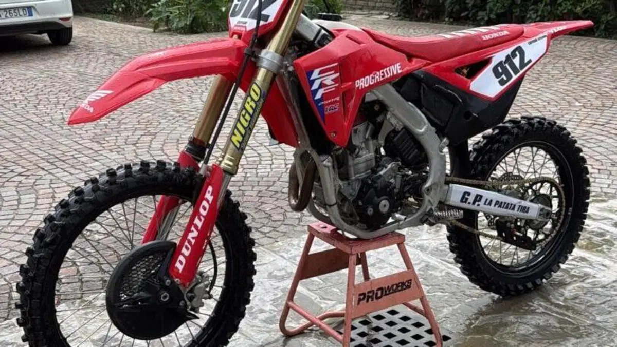 Honda CRF 250R (2024) 