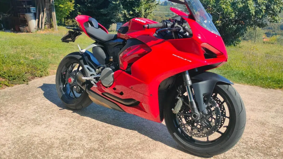 Ducati Panigale V2 (2021 - 24)  (2)