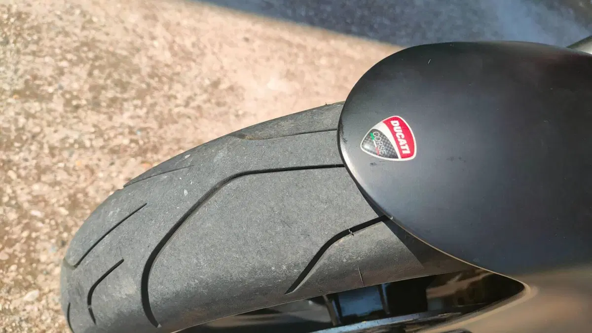 Ducati Panigale V2 (2021 - 24)  (7)
