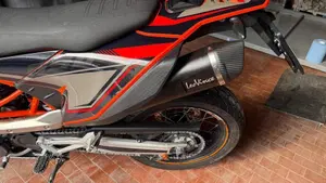 KTM 690 SMC R (2023 - 25)  (2)