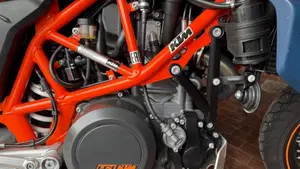KTM 690 SMC R (2023 - 25)  (5)
