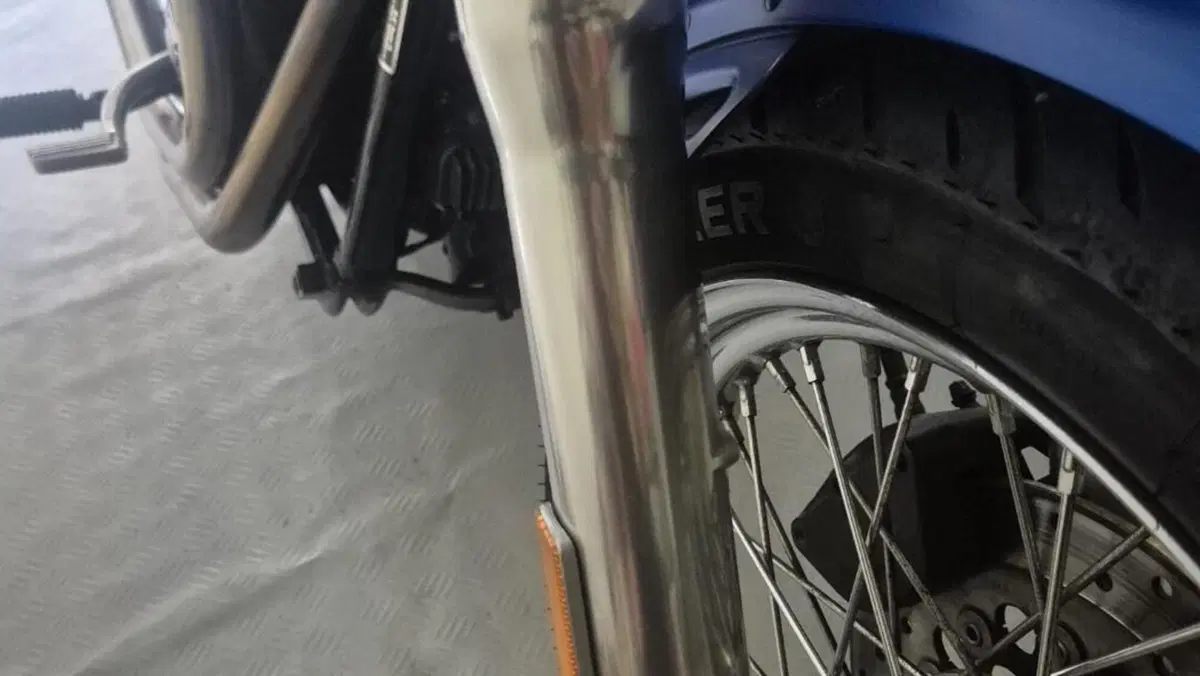 Harley-Davidson 1584 Street Bob (2007) - FXDB  (10)