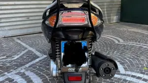 Kymco Xciting 250 (2005 - 06)  (6)