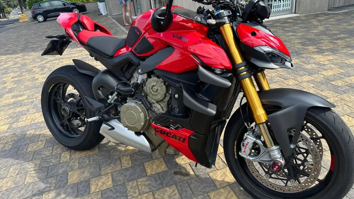 Ducati Streetfighter V4 S (2023 - 24) 