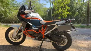 KTM 1390 Super Adventure R (2026)  (2)