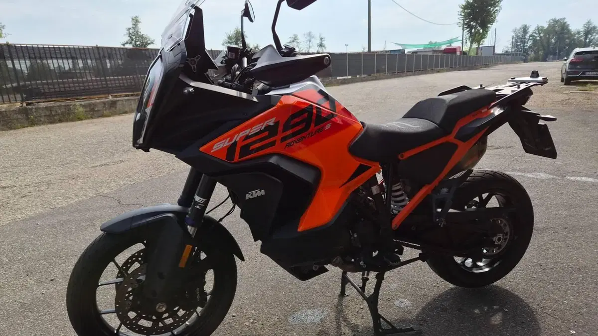 KTM 1290 Super Adventure S (2021 - 25)  (2)