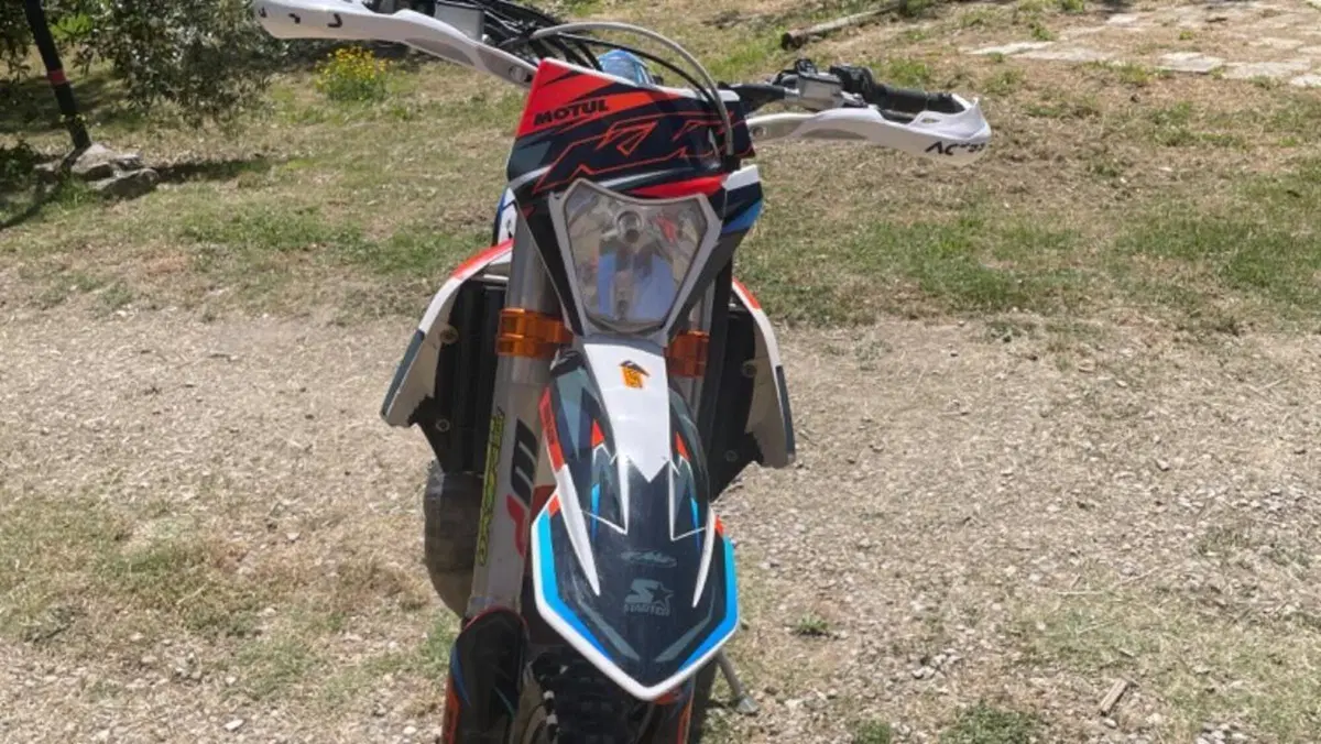 KTM 300 EXC E Six Days TPI (2018)  (4)