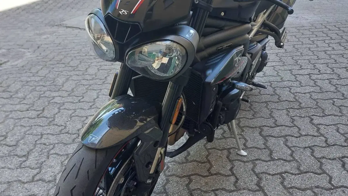 Triumph Speed Triple 1050 RS (2018 - 20)  (12)