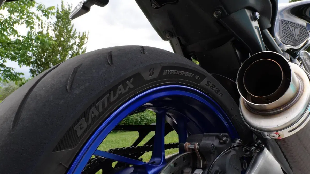 Yamaha MT-09 SP (2021 - 23)  (5)