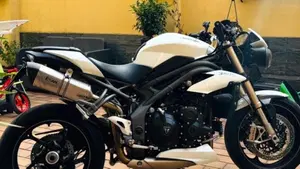 Triumph Speed Triple 1050 S (2018 - 20) 