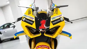 Ducati Panigale V4 Bagnaia 2023 World Champion Replica (2024)  (17)