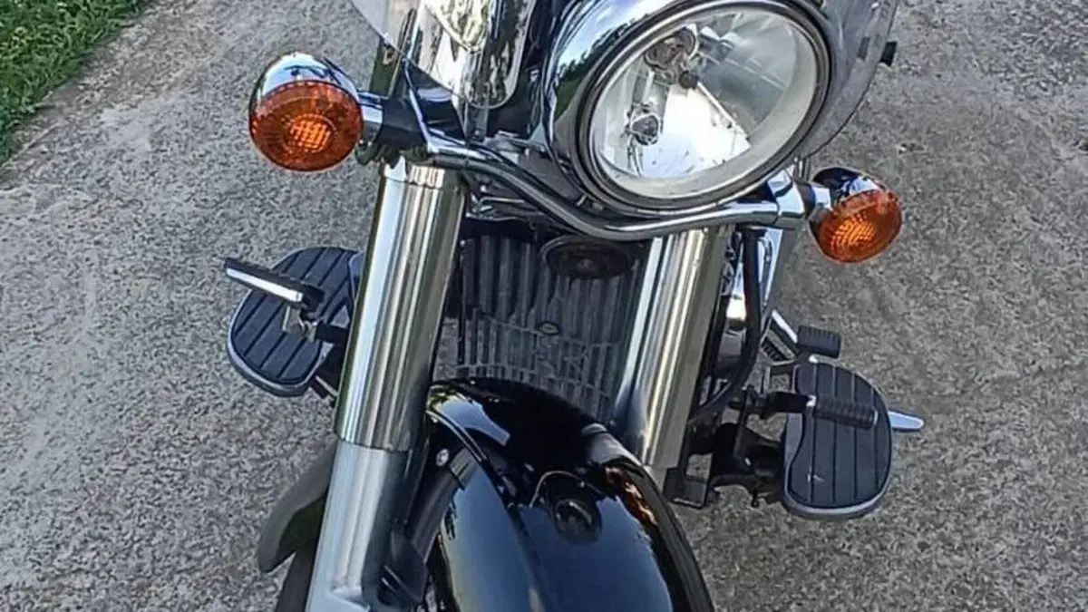 Kawasaki Vulcan VN 900 Classic (2006 - 10) 