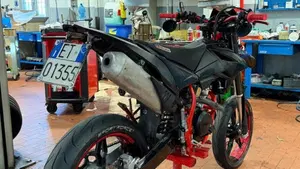 Betamotor RR 125 4T Motard LC (2018 - 20)  (2)