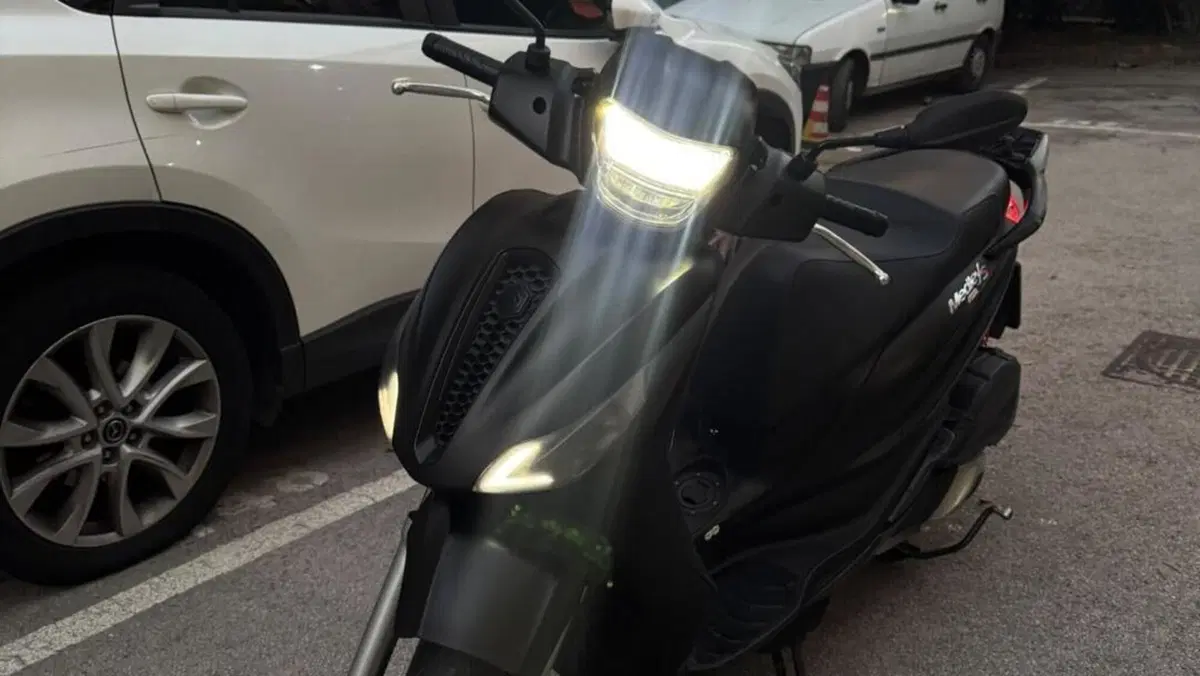 Piaggio Medley 125 S ABS (2021 - 24)  (9)