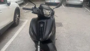 Piaggio Medley 125 S ABS (2021 - 24)  (15)