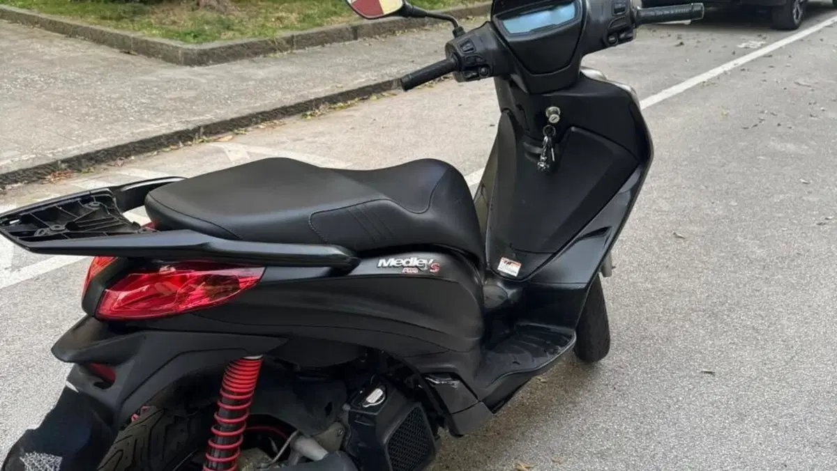 Piaggio Medley 125 S ABS (2021 - 24)  (16)