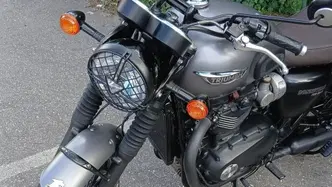 Triumph Bonneville T120 Black (2017 - 20) usata