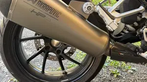 Bmw R 1250 R (2021 - 25)  (3)