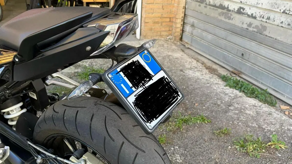 Bmw R 1250 R (2021 - 25)  (4)