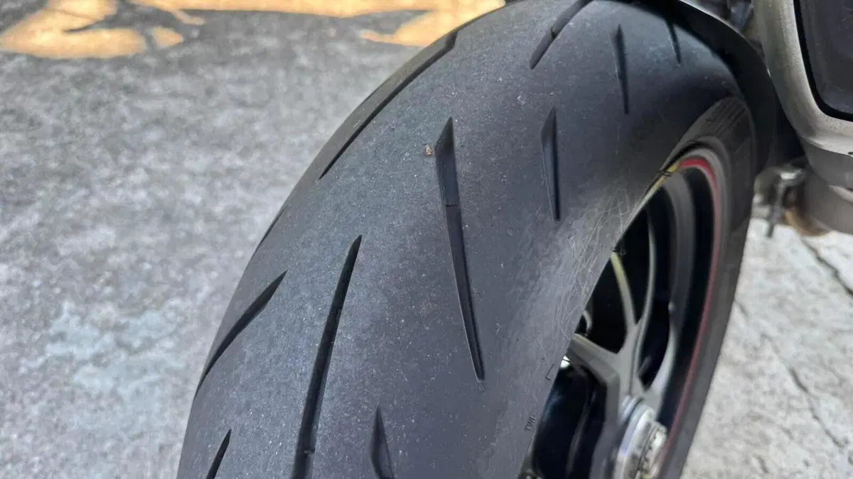 Ducati Hypermotard 939 SP (2016 - 18)  (6)