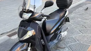 Honda SH 150 (2000 - 06)  (7)