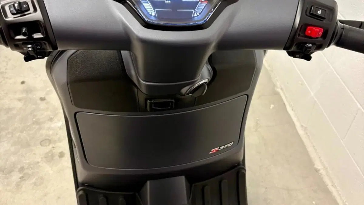Vespa GTS 310 Supersport (2025 - 26)  (9)